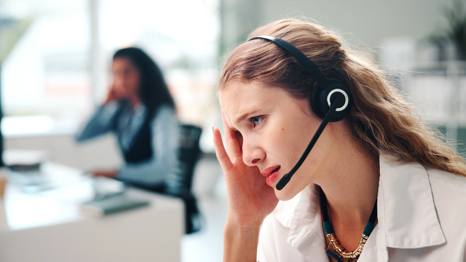 Trudny klient w biurze: 5 kroków do zachowania profesjonalizmu